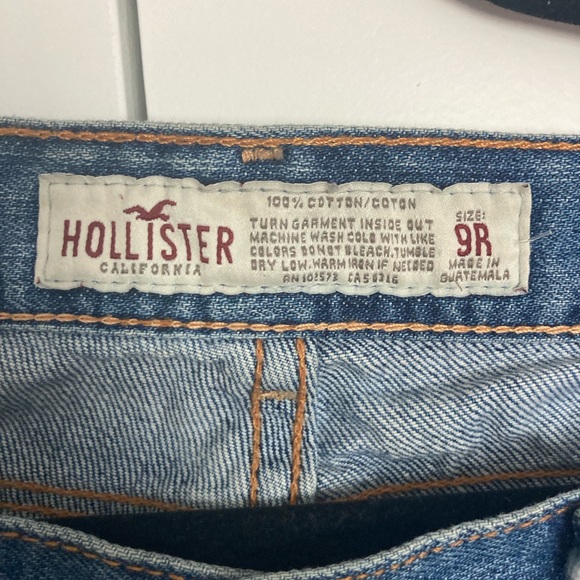 HOLLISTER flared ripped jeans - Picture 2 of 3